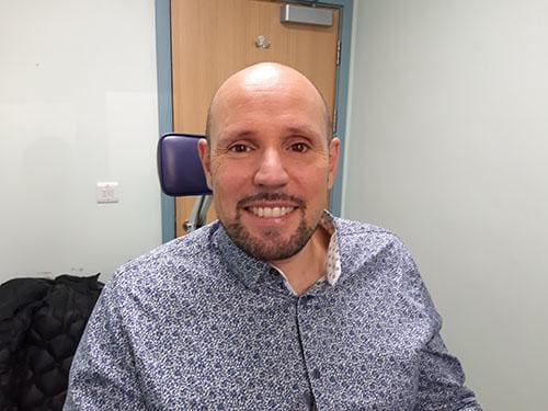 Londoner erhält erste 3D-gedruckte Augenprothese der Welt