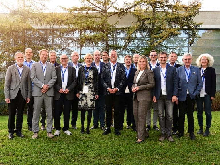 Die Redner des Tages und die Moderatorin des Symposiums Britta Wiegand von HR4. Fotos: Silke Sage