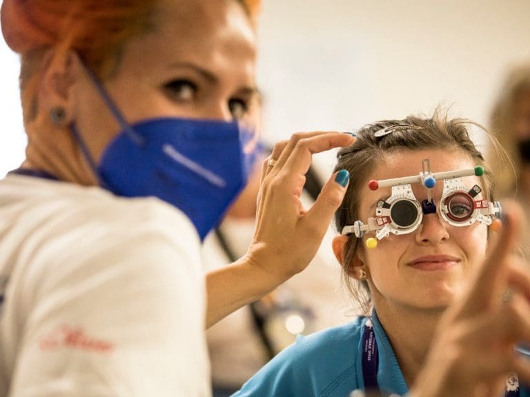 Sehuntersuchung bei Sportler mit Handicap