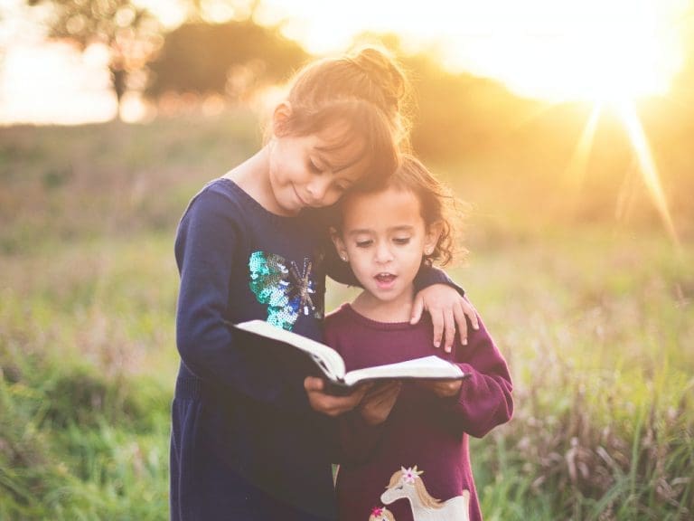 EssilorLuxottica: Visual Trainings im SOS-Sommer-Camp