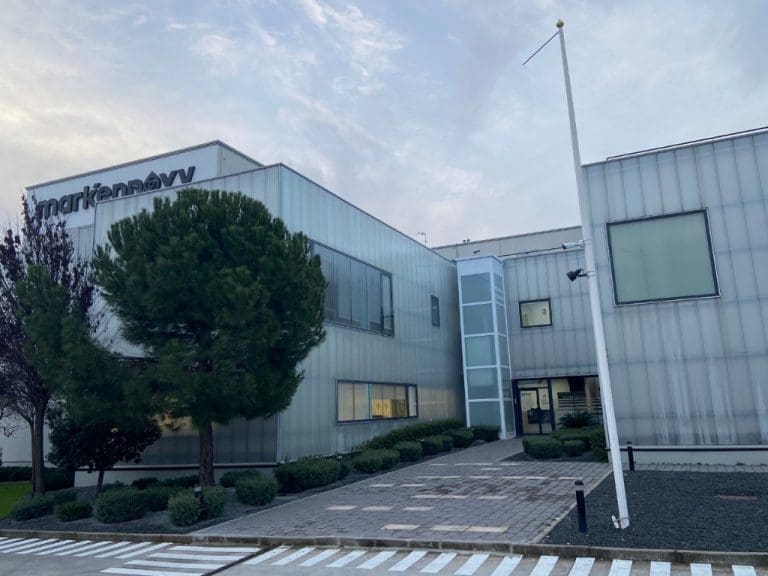 Die neue Produktionsstätte in Getafe (nahe Madrid) des Kontaktlinsenherstellers Mark’ennovy.