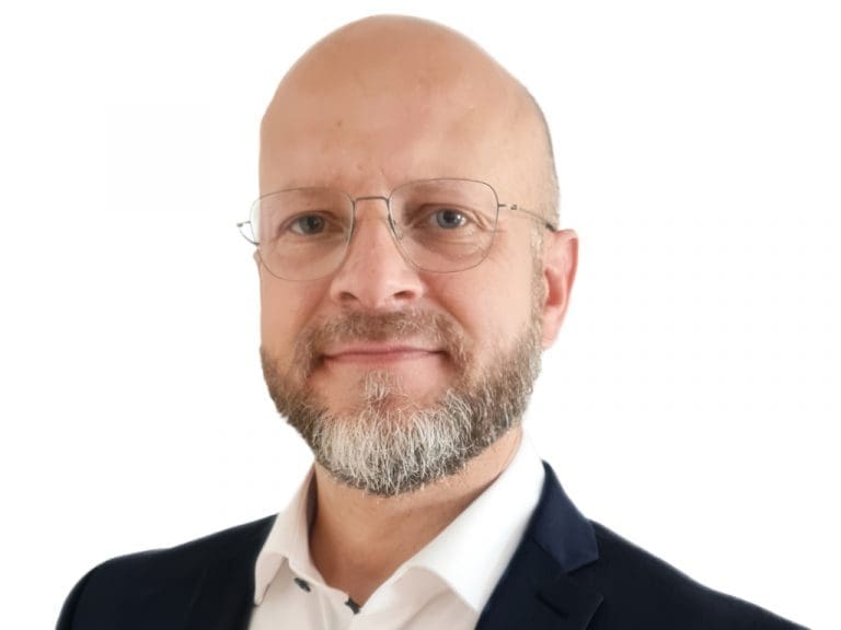 Frank Knauf als neuer Leiter Hörakustik bei Pro Optik