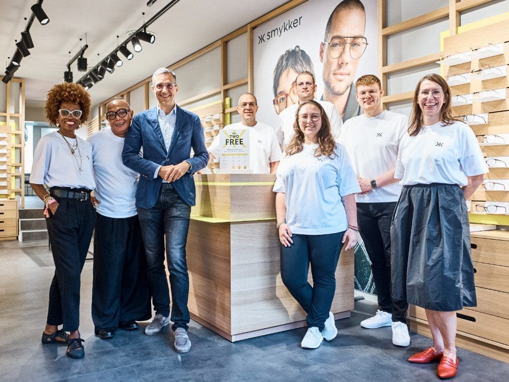 Das Smykker-Team mit Markus Rech am Eröffnungstag der Filiale in Offenburg zusammen