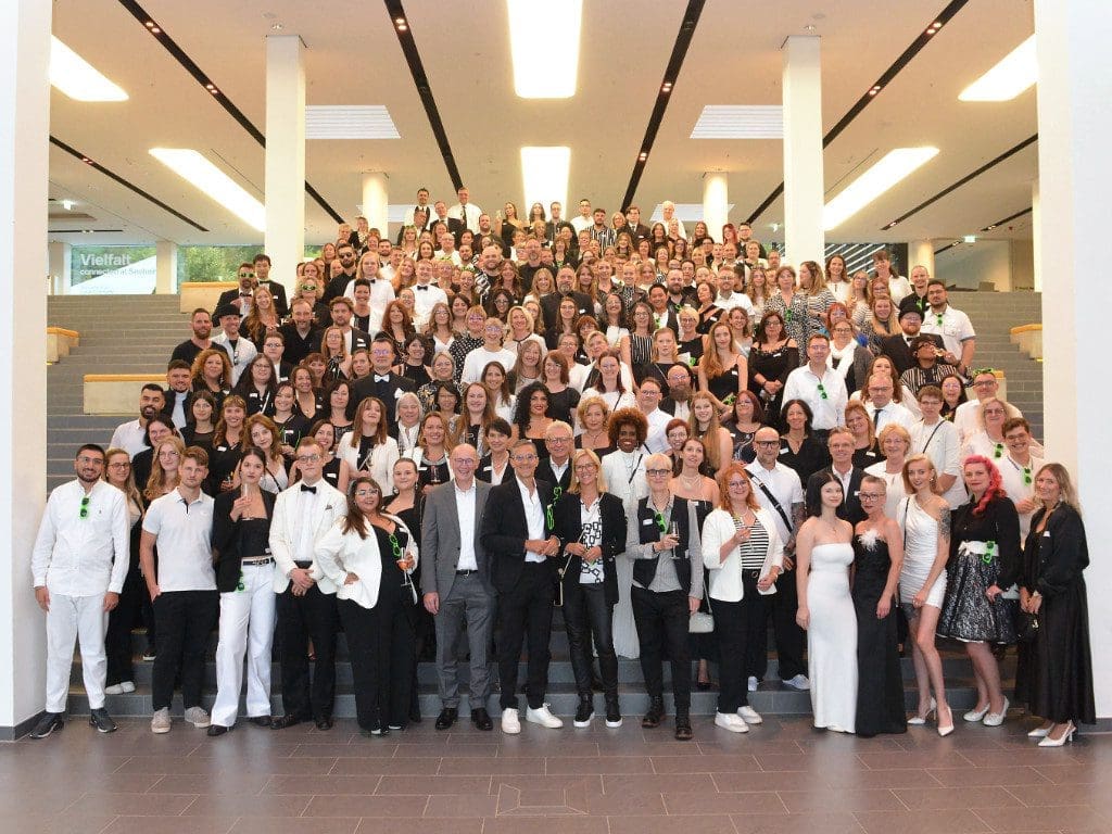 Mitarbeiter der LoQu Optical Group beim Betriebsfest zum 35-jährigen Bestehen der Gründungsmarke Aktivoptik