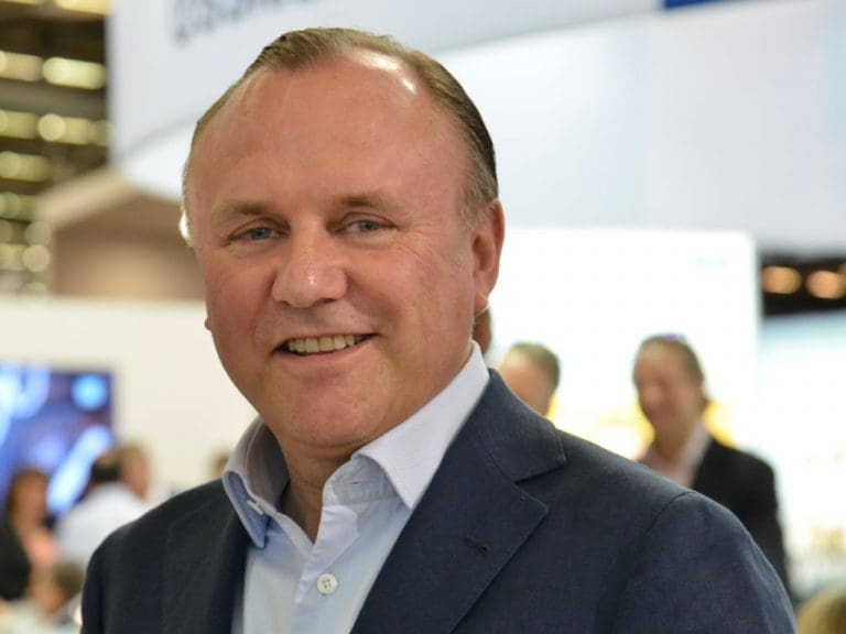 Wolfgang Messerschmidt als neuer Head of Professional Solutions bei EssilorLuxottica DACH