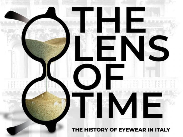 The lens of time-Ausstellung, Schriftzug
