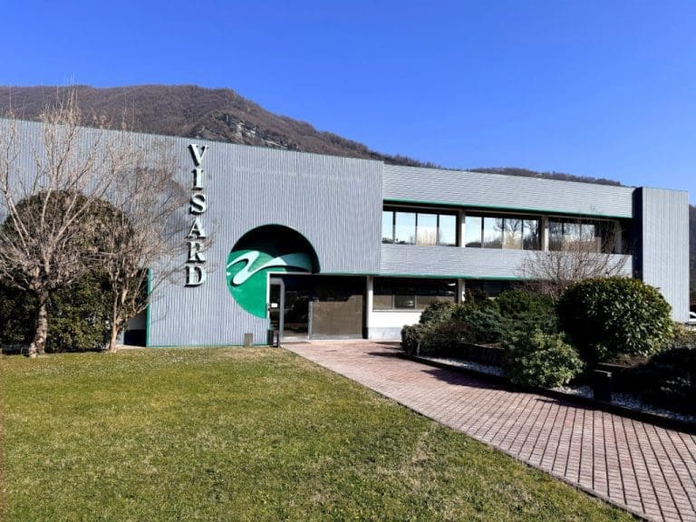 Eingang des Firmengebäudes von Visard in Belluno