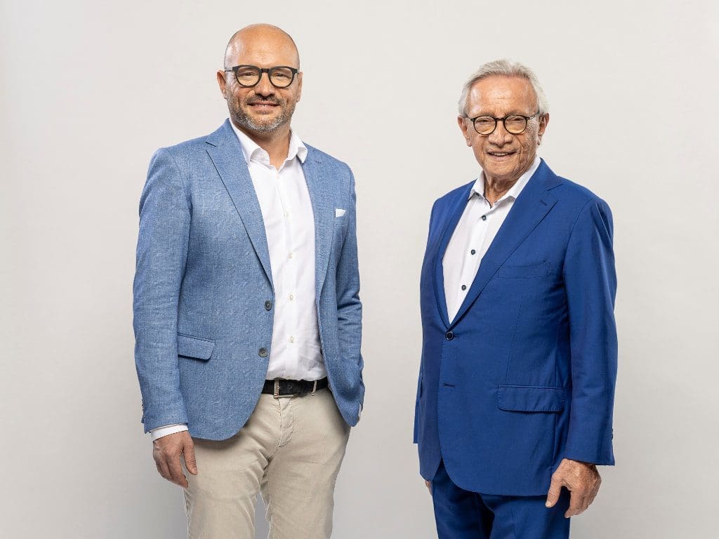 Von links.: Dominic Baur und Helmut Baur von Binder Optik 