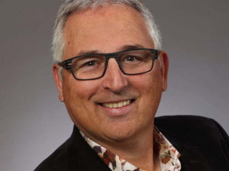 Jürgen Mühmel als neuer Gebietsleiter in Nordrhein-Westfalen für den Brillenglashersteller Shamir