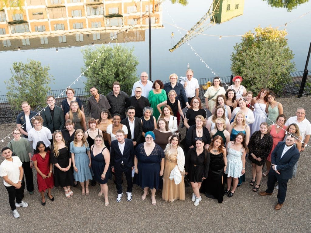 Teilnehmer der Augenoptikergesellen-Lossprechungsfeier 2025 im Prüfbezirk Arnsberg