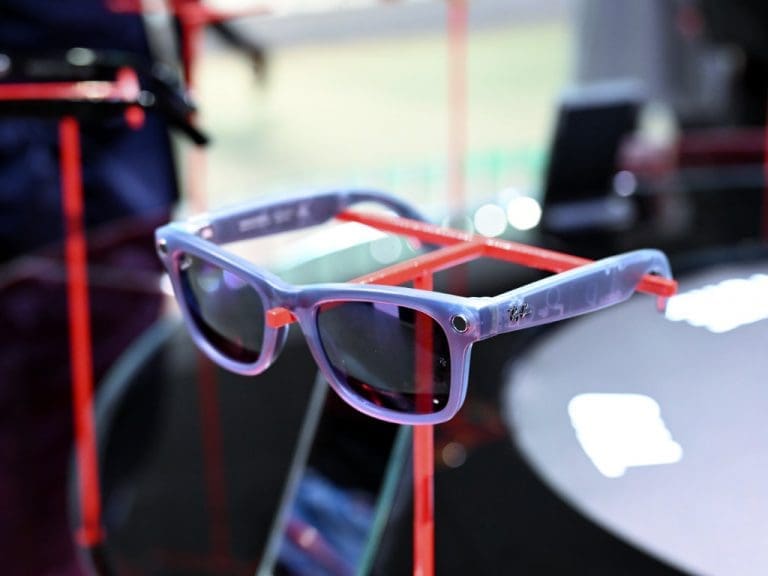 Ray-Ban Meta-Brille am EssilorLuxottica-Stand auf der Mido 2025