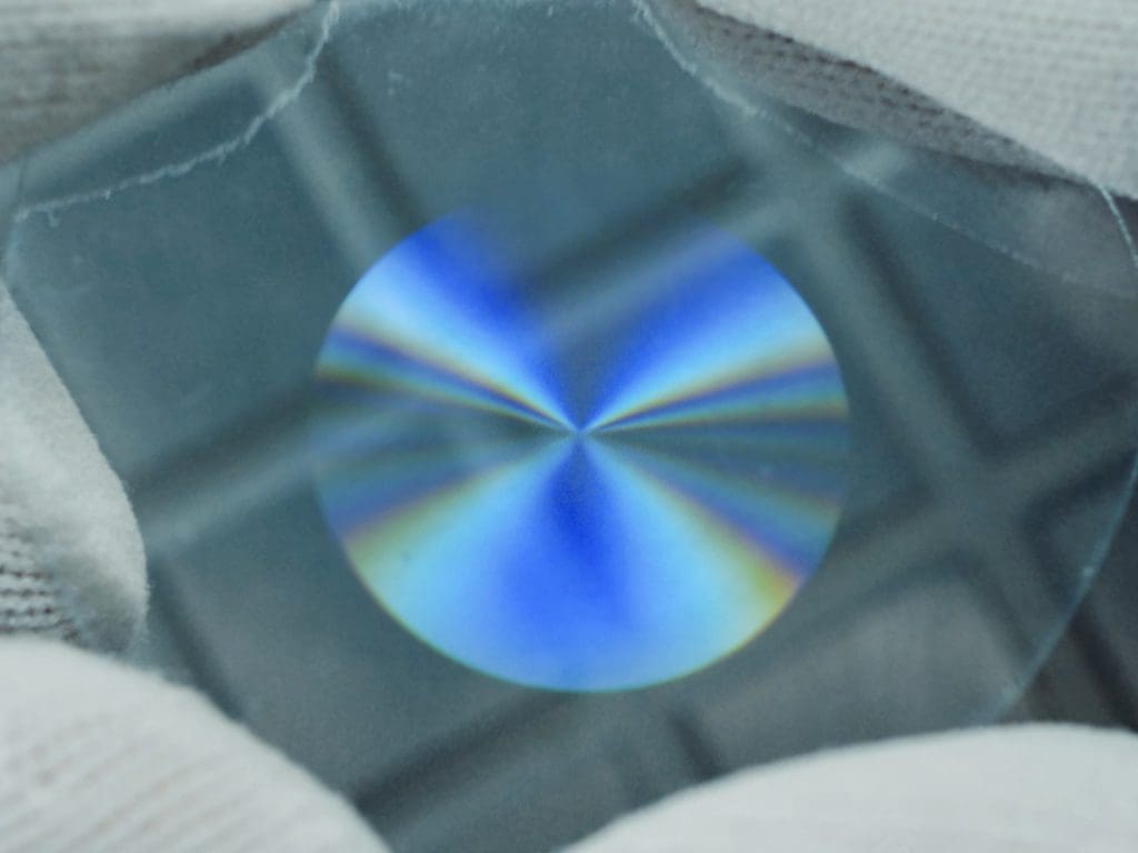 Linse von IXI zur Erstellung einer Autofokus-Brille